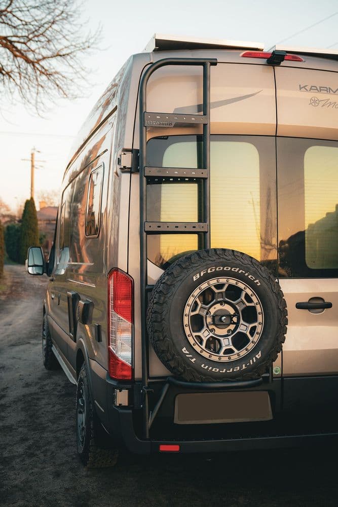 Aluminiowe Mocowanie koła z drabinką Transit mk8 thumbnail 2