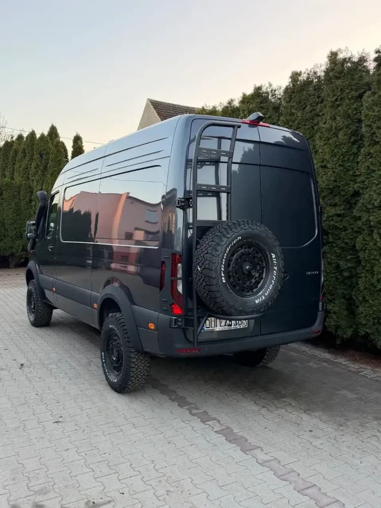 Aluminiumhalterung für Ersatzrad mit Leiter für Mercedes Sprinter 907 thumbnail 2