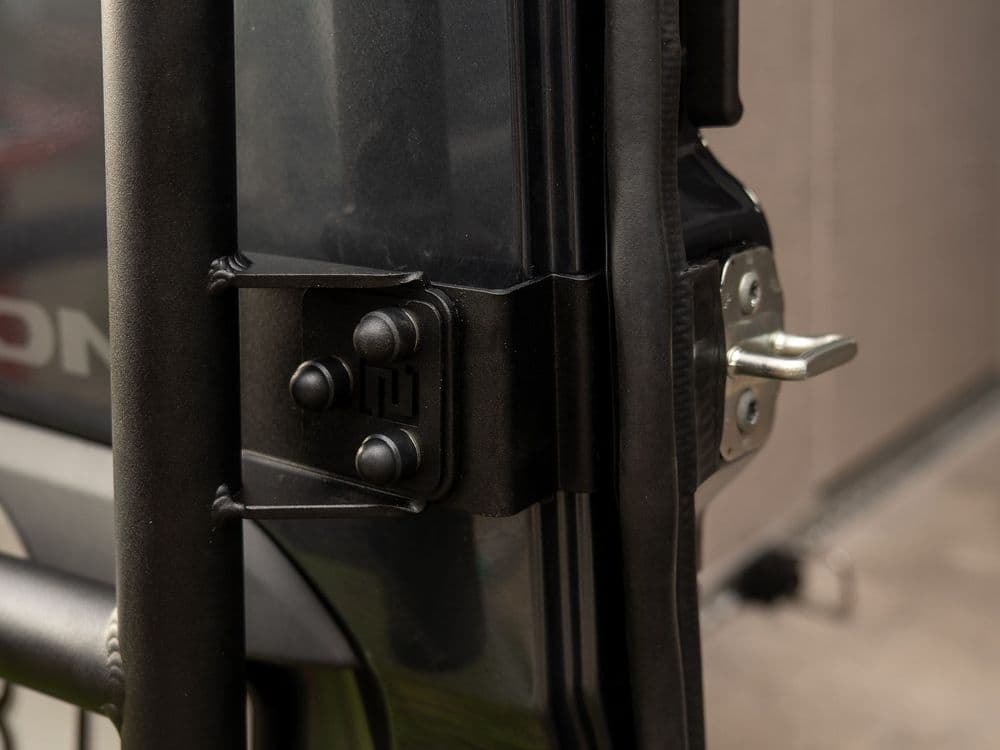 Aluminiowe mocowanie koła zapasowego z drabinką do Mercedes Sprinter 907 thumbnail 2