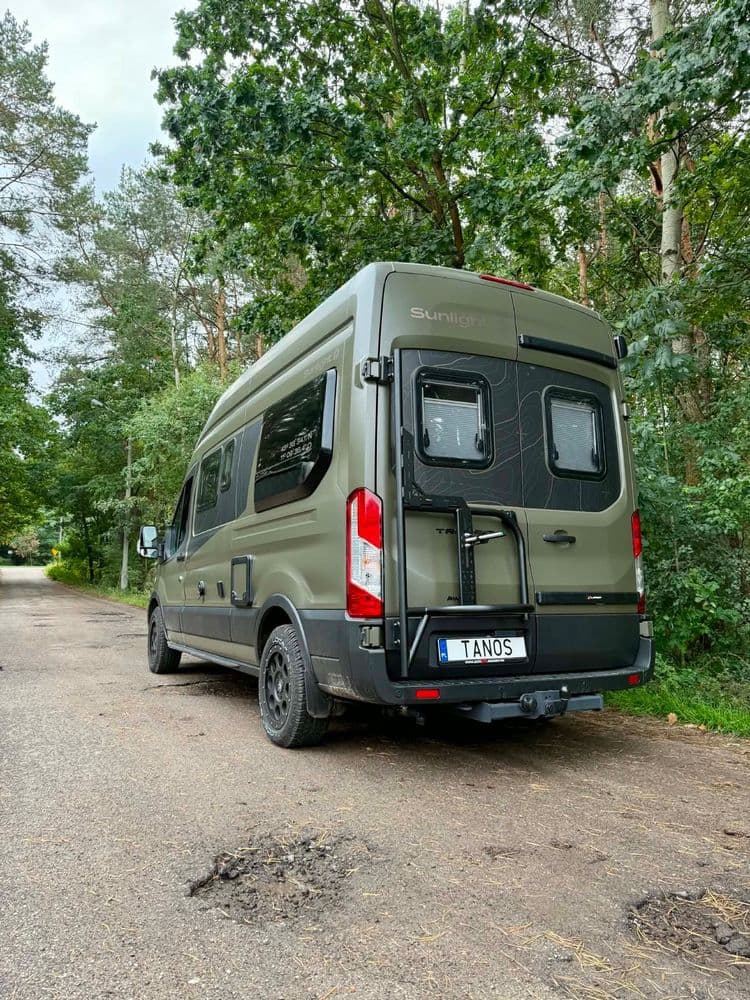 Aluminiumhalterung für das Reserverad beim Ford Transit – Version ohne Leiter thumbnail 2