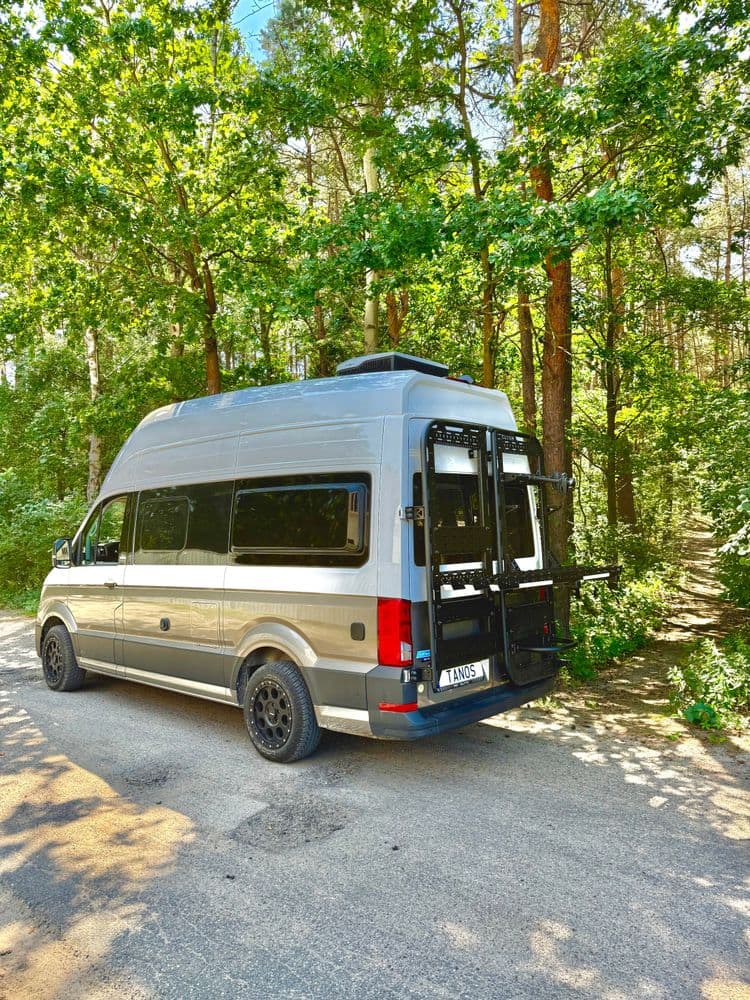Multifunktionaler Aluminiumrahmen für MAN TGE, Volkswagen Crafter 2 und Volkswagen Grand California thumbnail 2