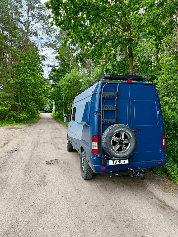 Aluminiowe mocowanie koła zapasowego z drabinką do Sprinter 903 - Image 1 of 5